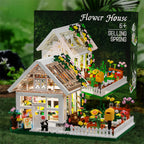Mini Buildable Dollhouse - Floral Style